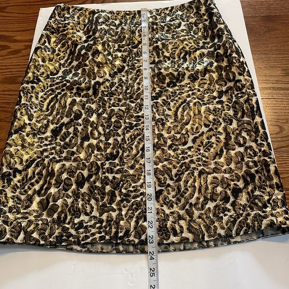 TORY BURCH SILK metallic cheetah / animal print skirt shift cut, lined, zipped 8 - Picture 9 of 12